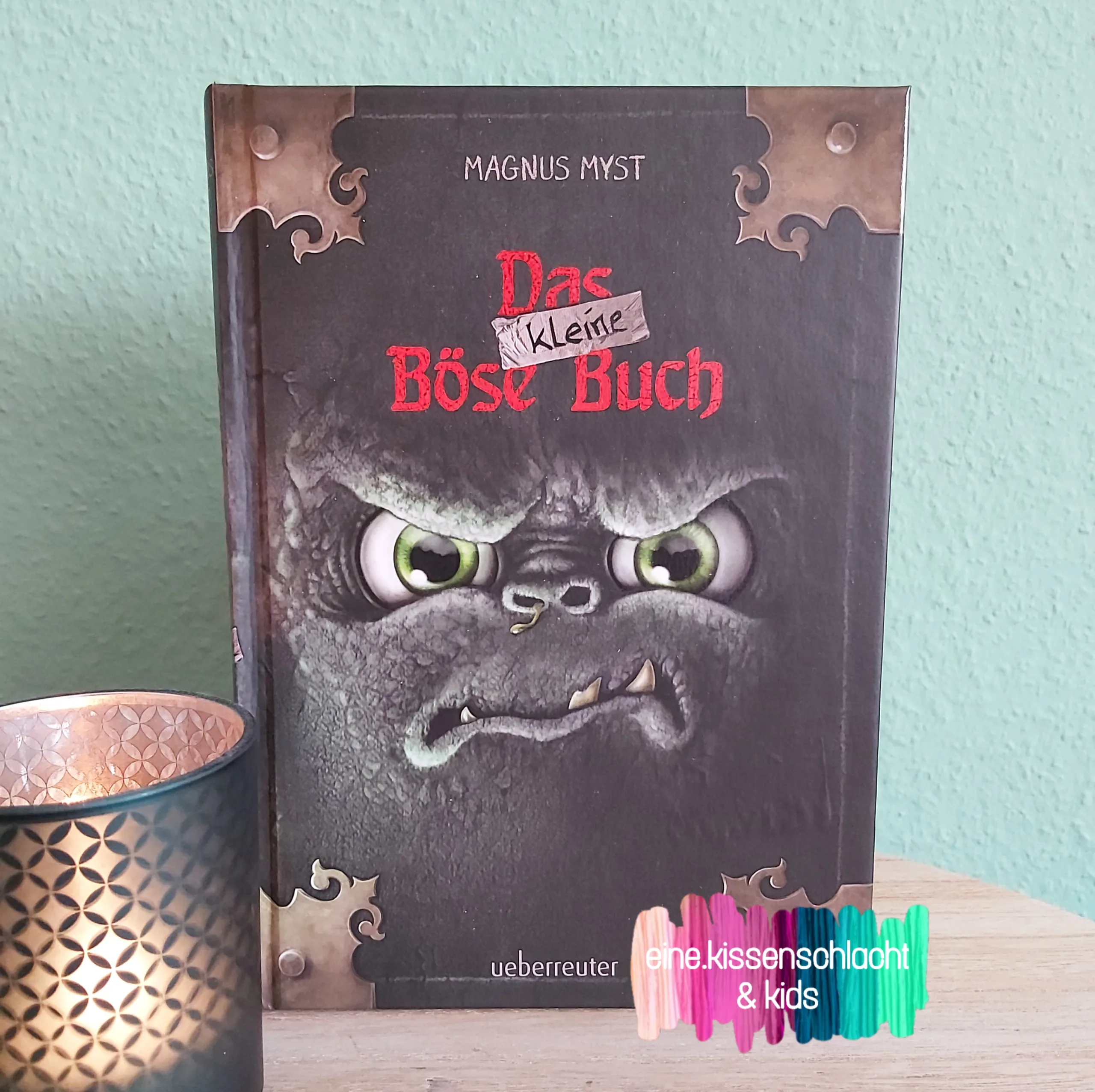 You are currently viewing Das kleine böse Buch (Magnus Myst)