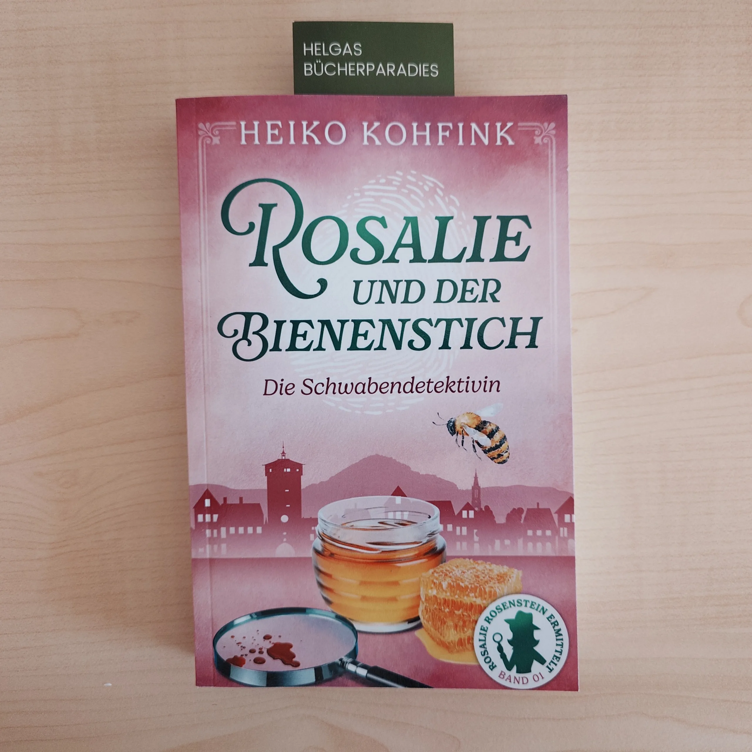 Mehr über den Artikel erfahren Rosalie und der Bienenstich – Heiko Kohfink