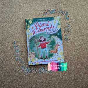 Mehr über den Artikel erfahren Mimi Zuckerperle und die Zauberbäckerei – Die fliegenden Weihnachtsplätzchen (Sandra Grimm)