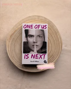 One of us is next (Karen M. McManus)